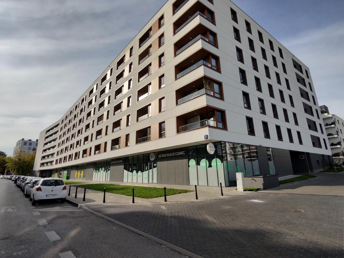 Uroczy Apartament Z Miejscem Na Auto W Garazu Apartman Varsó Kültér fotó